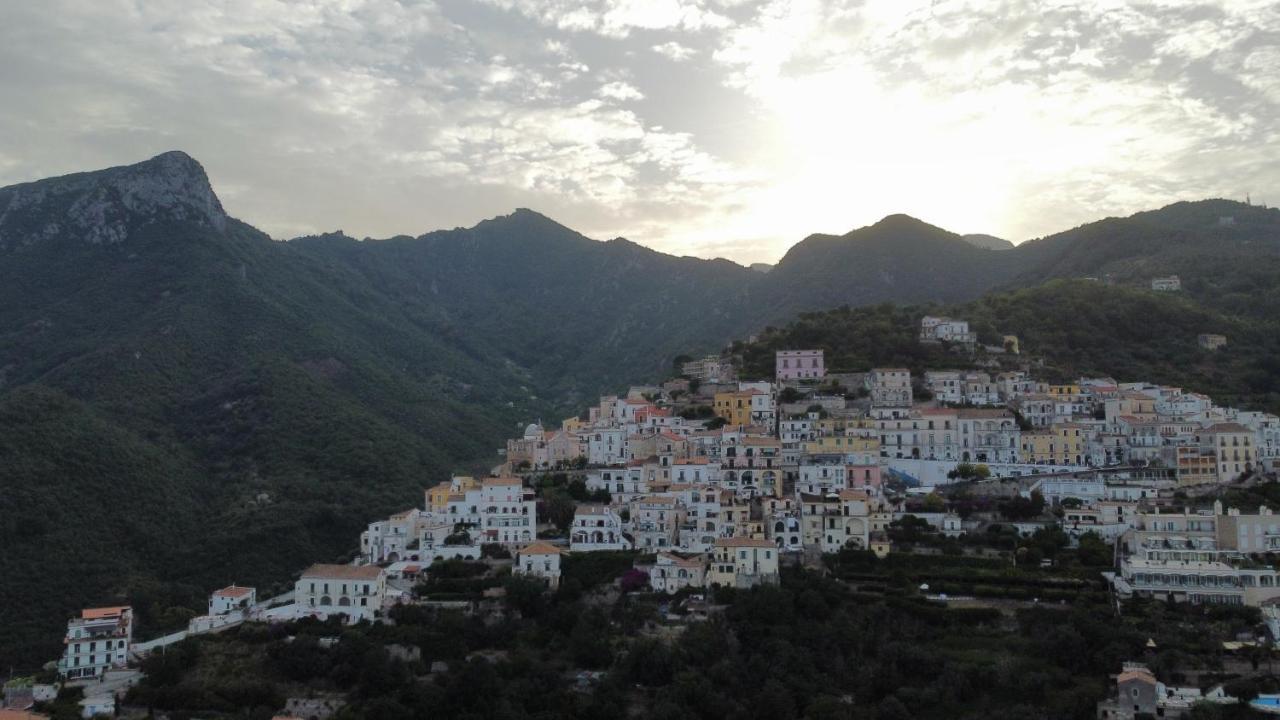Panoramic Amalfitan Coast Hideaway Villa Vietri Екстериор снимка
